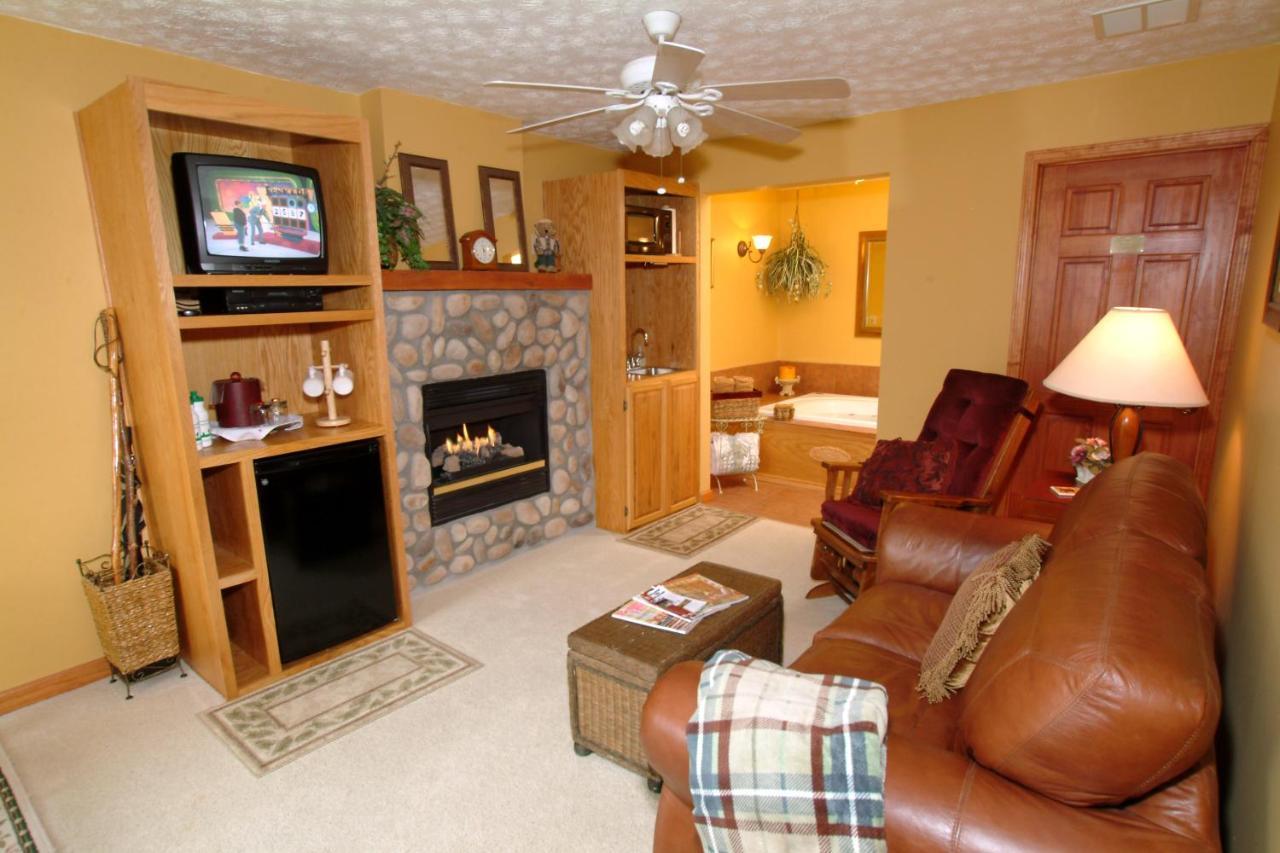 Berry Springs Lodge Sevierville Ruang foto