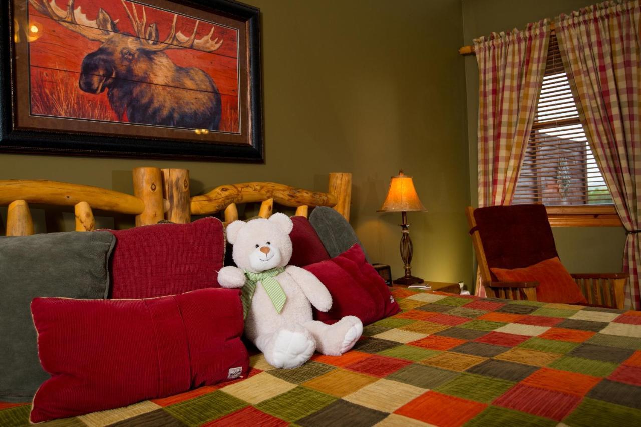Berry Springs Lodge Sevierville Bagian luar foto