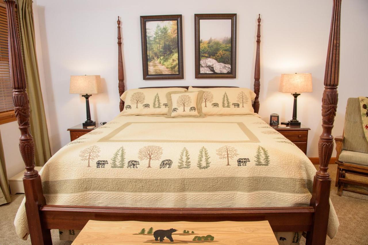 Berry Springs Lodge Sevierville Bagian luar foto